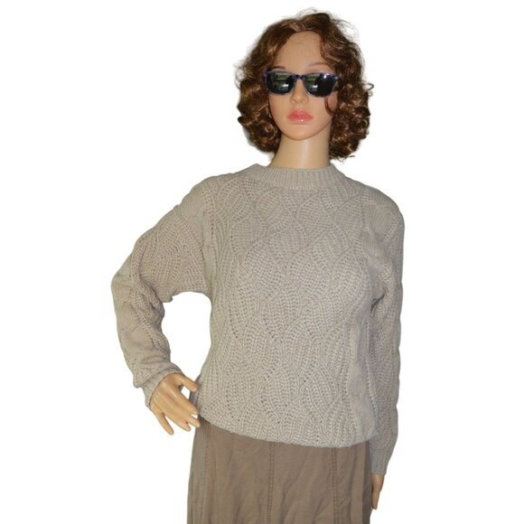 NWT Blu Ivy Boutique Beige Twisted Knit Pullover Sweater Womens Size S/M Fall - Picture 2 of 10